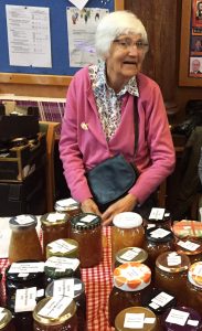 liz-selling-marmalade